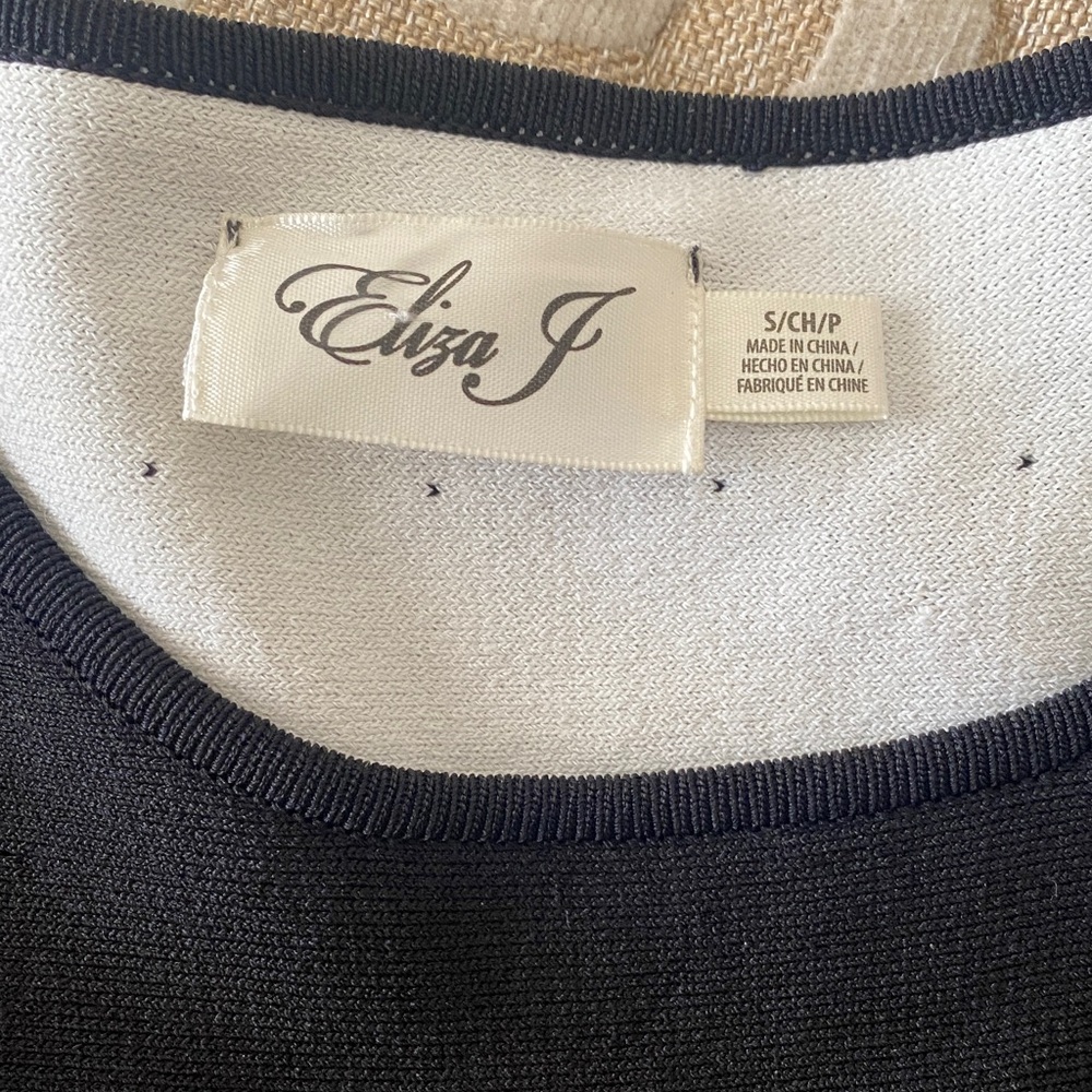 Eliza J Black Fit & Flare Dress 3/4 Sleeve Embellished Waist Knit Small Petite - Picture 3 of 10